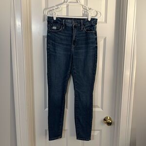 🎄 American Eagle skinny jeans